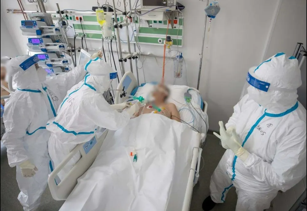 Țara în care pacienţii COVID-19 nevaccinaţi vor fi nevoiți să își plătească singuri spitalizarea