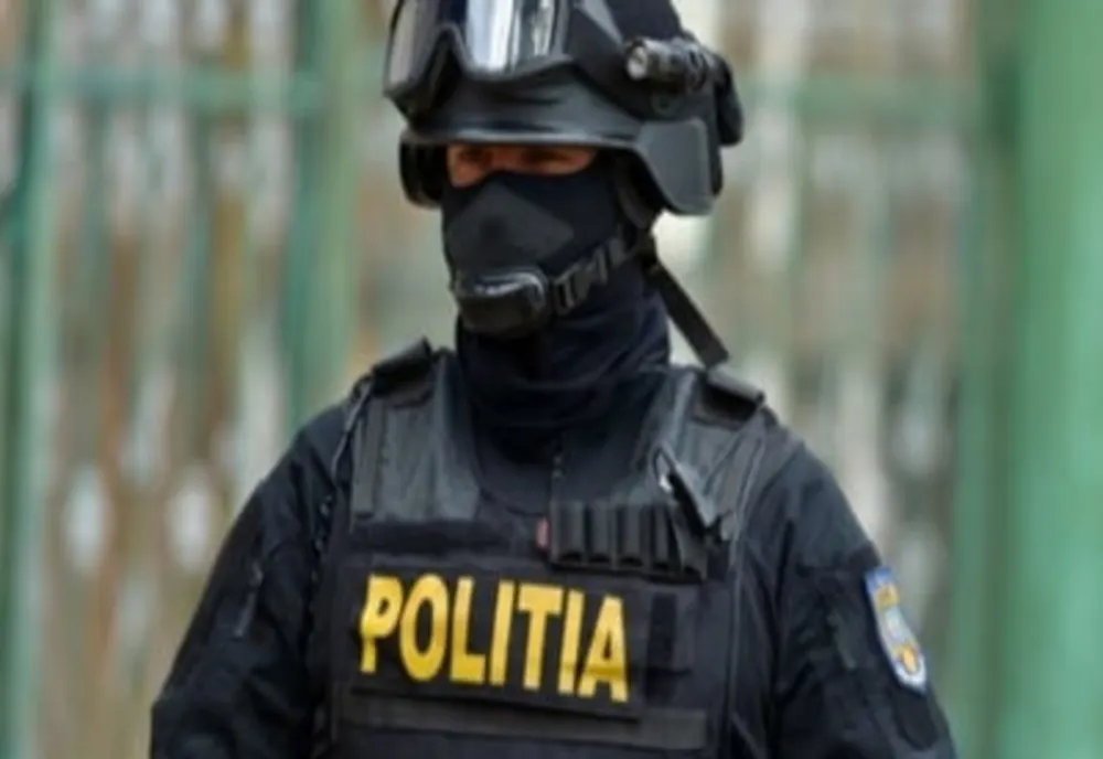 Zeci de percheziții în Capitală și alte județe într-un dosar de înşelăciune şi fals cu un prejudiciu de peste 500.000 de lei
