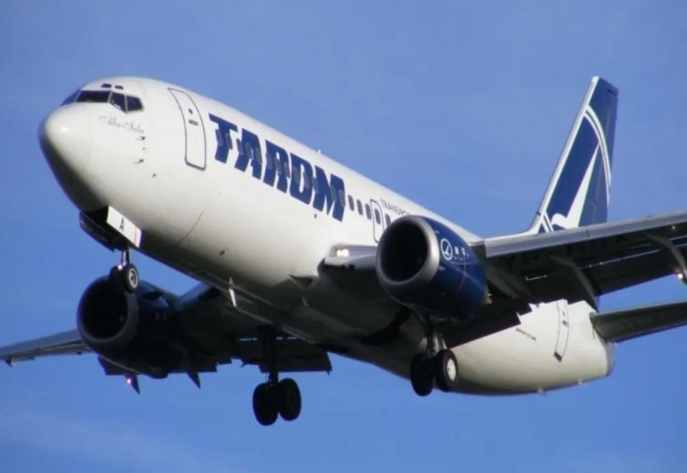 Ministrul Transporturilor a făcut anunțul. Tarom, în pericol!