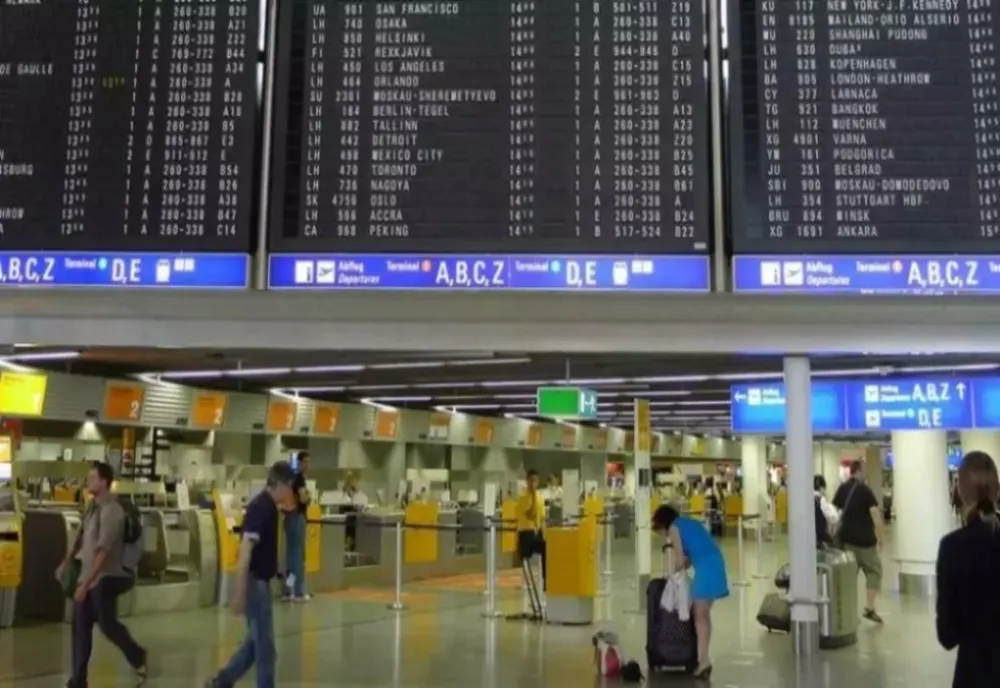 Alertă pentru românii care călătoresc în Franța, Anglia sau Spania: Grevele transportatorilor fac ravagii, călătorii sunt nevoiți să-și anuleze planurile