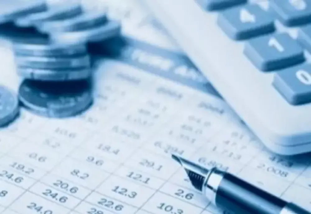 Guvernul majorează cu 10%, în două tranșe, salariile unor categorii de bugetari!