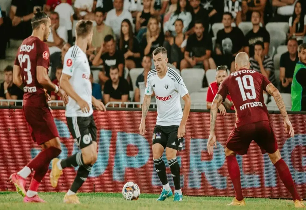 Încă un fotbalist pleacă de la U Cluj 
