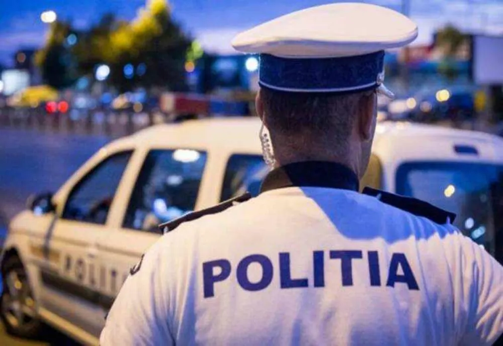 Un tânăr a furat o motocicletă și a ieșit la plimbare prin Botoșani, fără permis