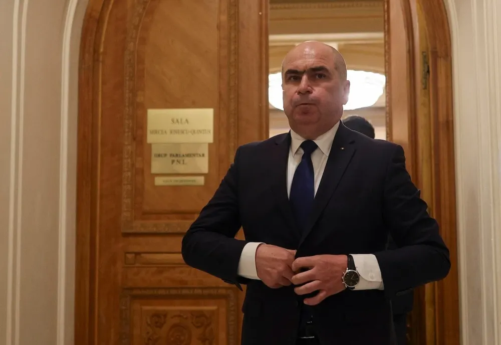 Bolojan: Nivelul Dunării asigură o funcționare a centralei de la Cernavodă de patru-cinci zile dacă debitele vor scădea