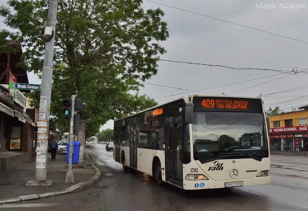 Amenzi pentru călătorii gălăgioși din STB. Va fi interzisă muzica pe difuzoarele telefoanelor