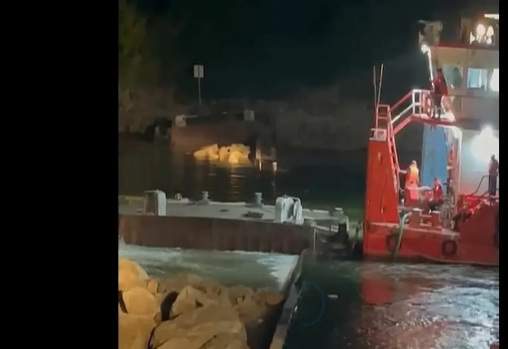 A doua barjă a ajuns pe fundul Dunării. Ce urmează pentru Reactorul 2 de la Cernavodă