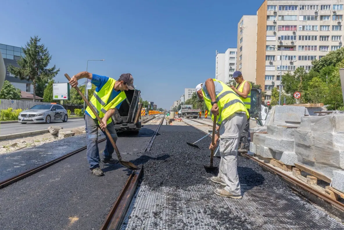 Mai multe străzi din Galați intră în reparații