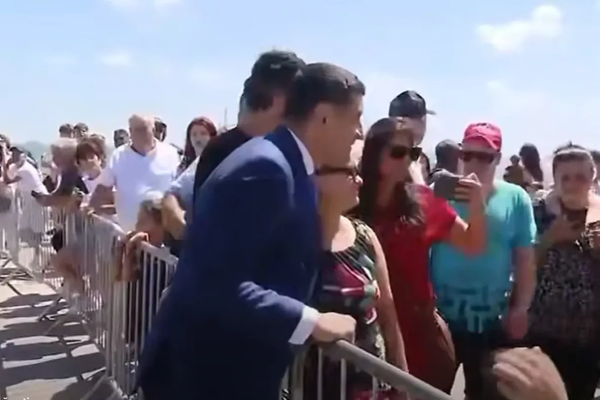 George Simion, alături de oameni de Ziua Marinei VIDEO