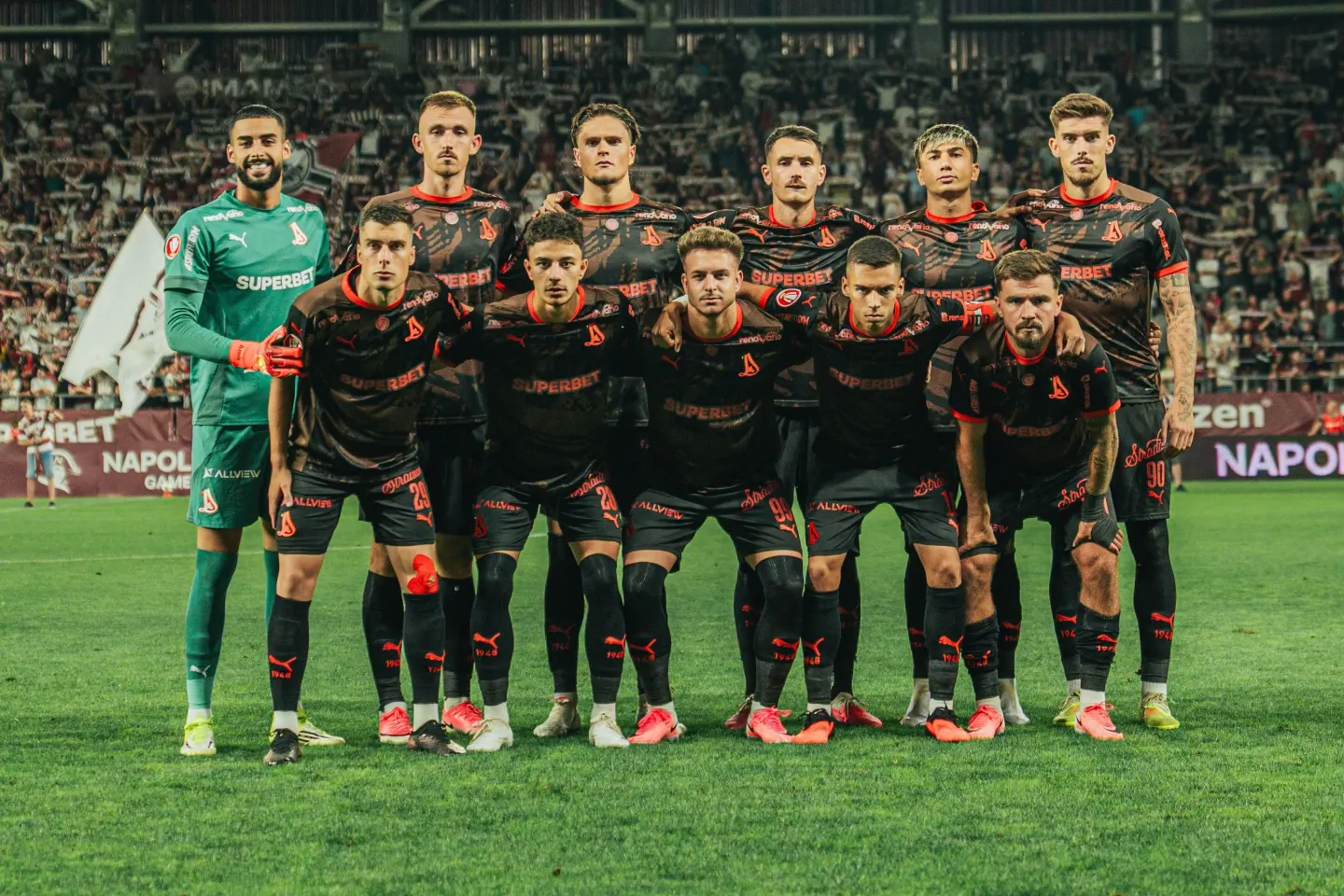 Fotbal: Dinamo București a revenit pe primul loc în Superligă, după 4-0 cu Farul