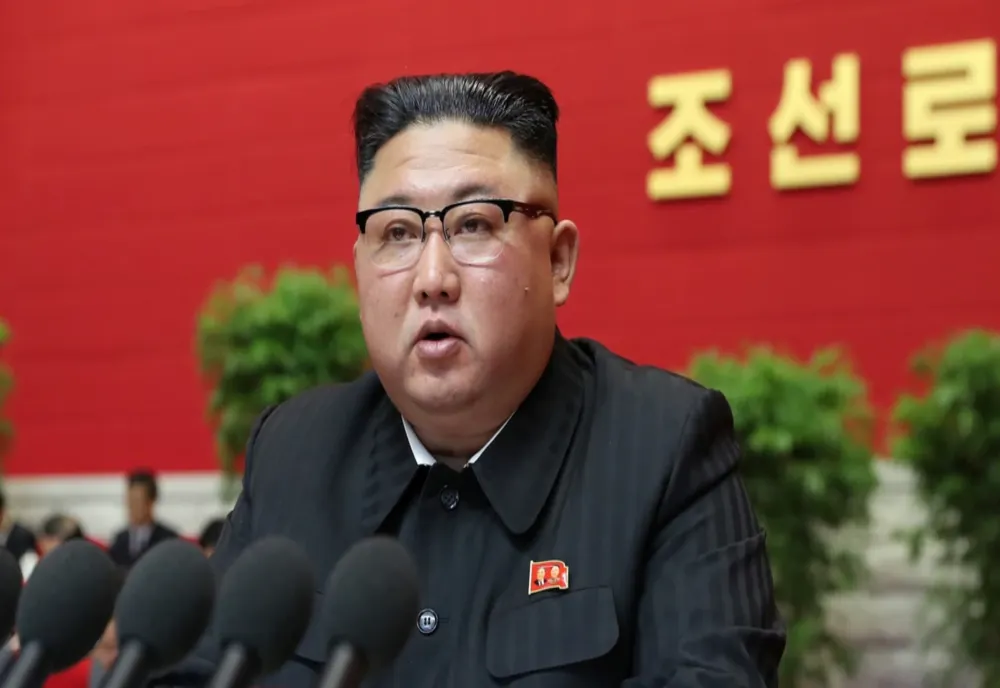 Kim Jong Un ordonă lansarea primului satelit nord-coreean de spionaj militar