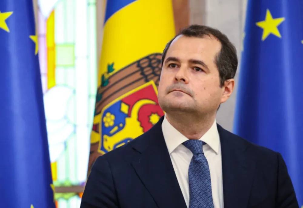 Noul premier al Republicii Moldova:”Trebuie să strângem puţin cureaua. Primul subiect este cel al salariilor nesimţite”