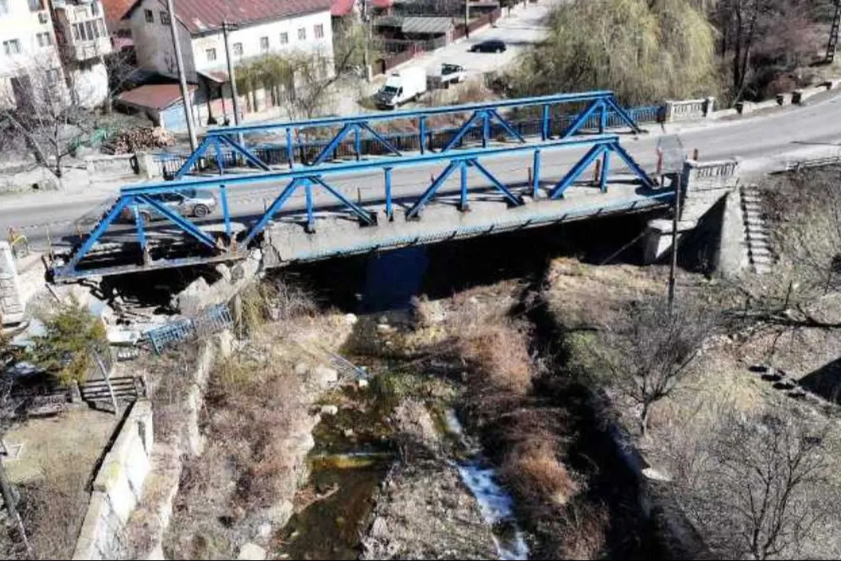 Pod nou pe DN10, la Nehoiu / FOTO: DRDP Buzău