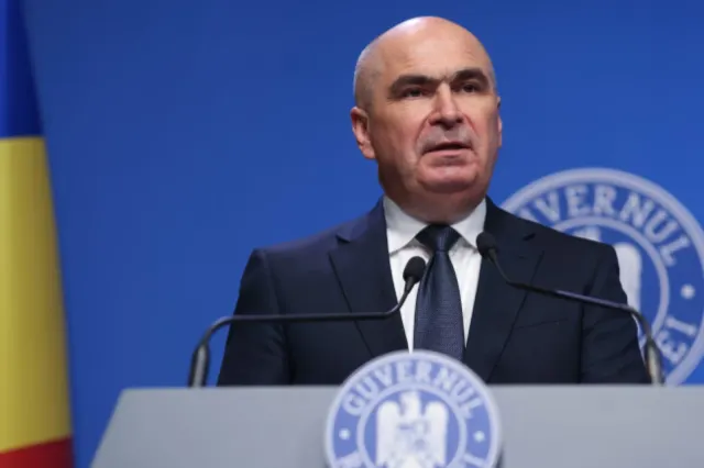 Bolojan semnează acordul cu Luca Niculescu. Condiția strictă impusă pentru susținerea noului Guvern