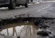 Șoferii vor putea raporta GROPILE de pe autostrăzile și drumurile naționale prin intermediul unei aplicații GPS
