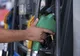 De ce motorina și benzina sunt mai scumpe în România decât în Ungaria